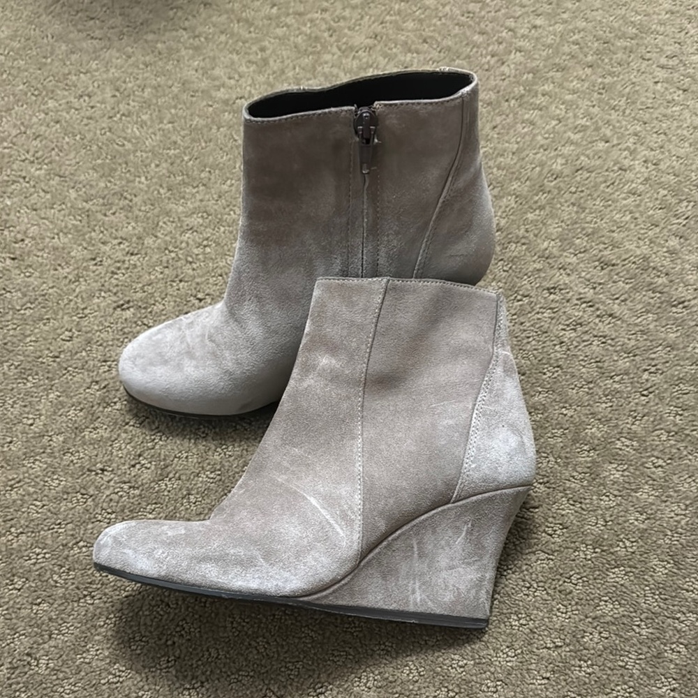 Women's Gray Suede Ankle Boots
